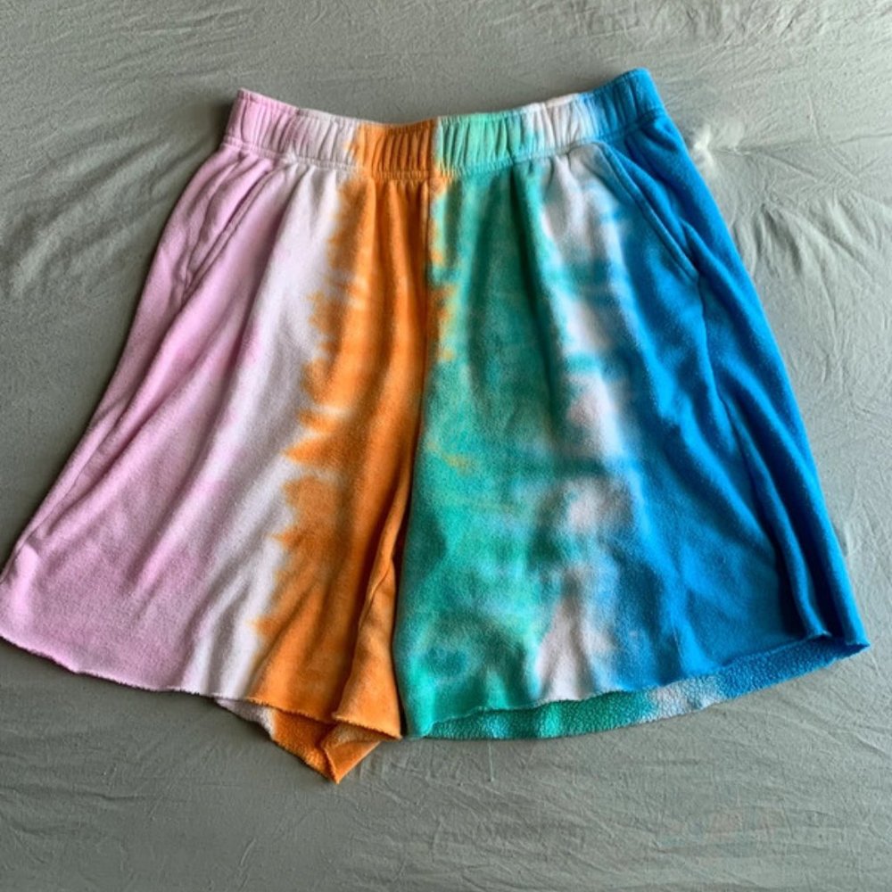 colored shorts with pockets